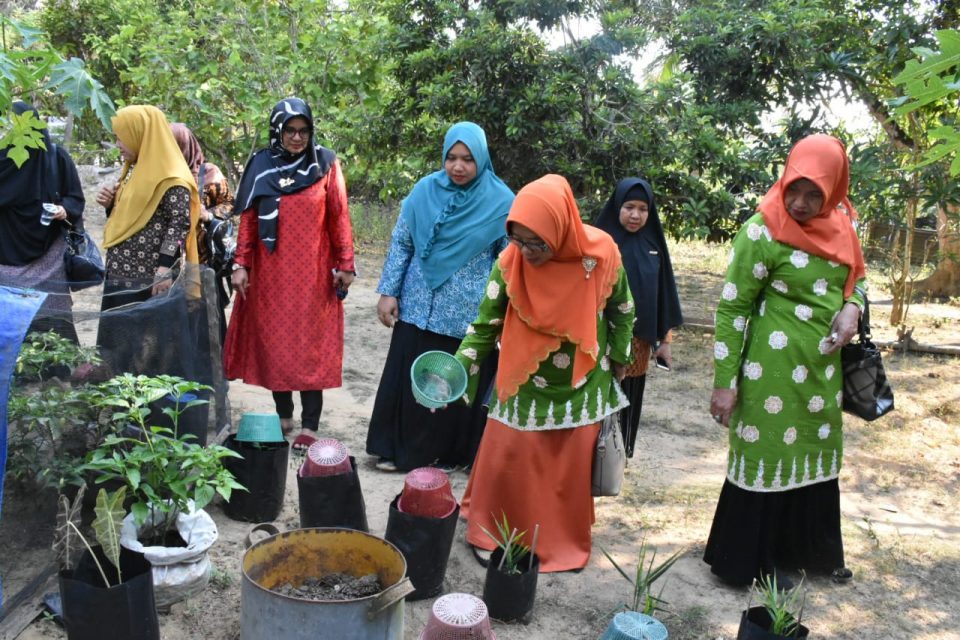 Desa Sungai Putih Wakili Kampar Dalam Lomba Penilaian P2wkss Tingkat