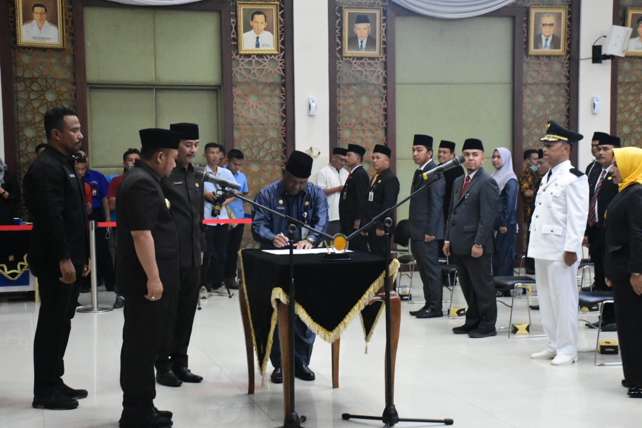 Bupati Kampar Lantik 47 Orang Pejabat Administrator Dan Pengawas ...