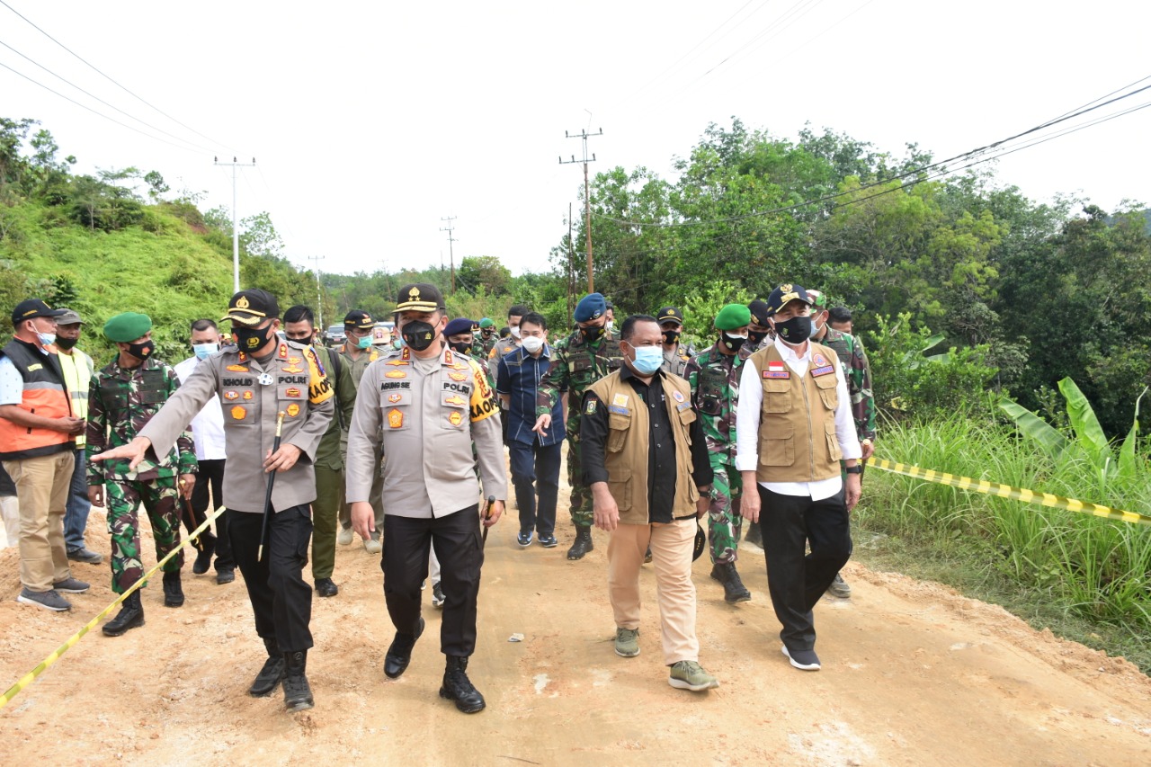 Gubernur Riau Dan Bupati Kampar Tinjau Persiapan Pos Cek Point Perbatasan Riau Sumbar Dan 